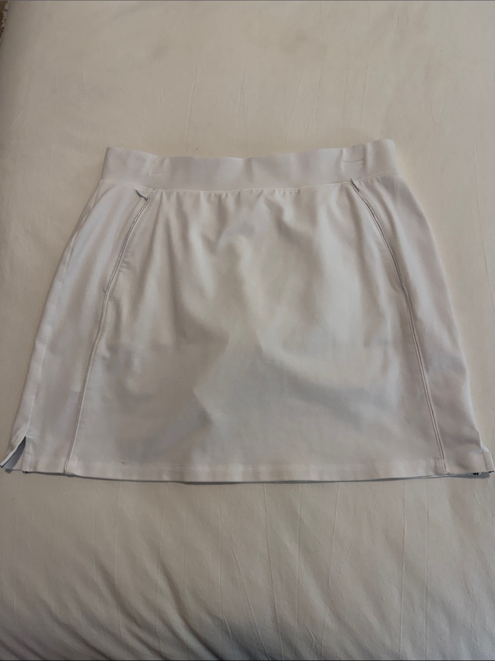Talbots White Skort with elastic waistband. Size M